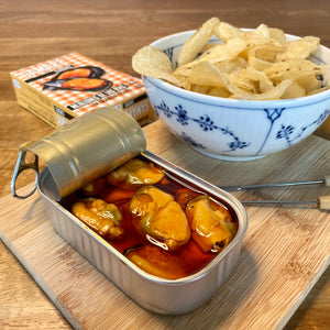 Samare Spiced Mussels in Pickled Sauce served in an opened tin with chips