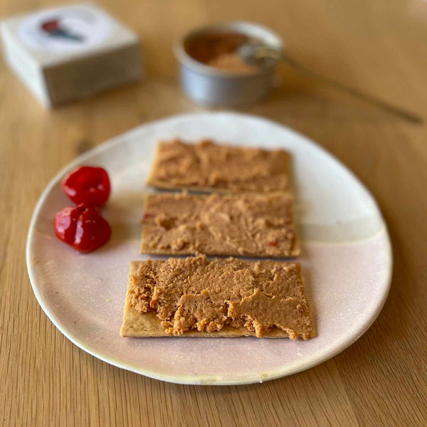 How to eat José Gourmet Spiced Mackerel Pate