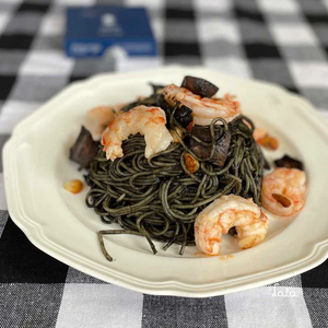 Alalunga Sepia served in Pasta Nera