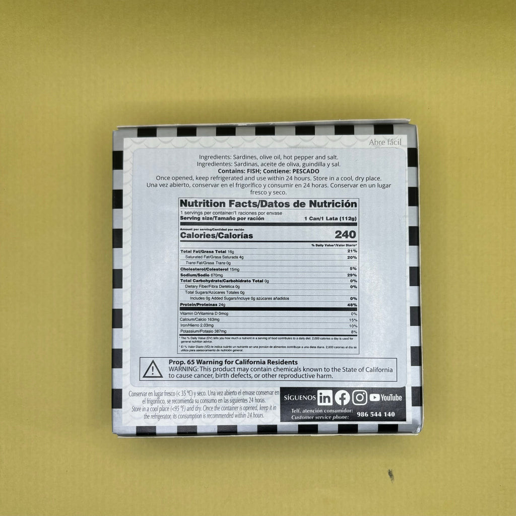 Real Conservera Española Small Sardines in Spicy Olive Oil 10/14