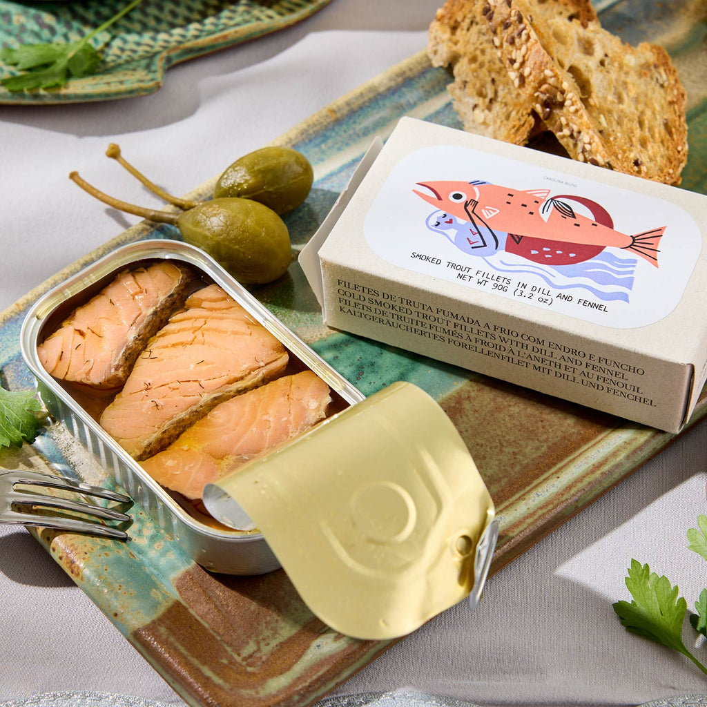 An opened tin of José Gourmet Smoked Trout Fillets in Dill and Fennel