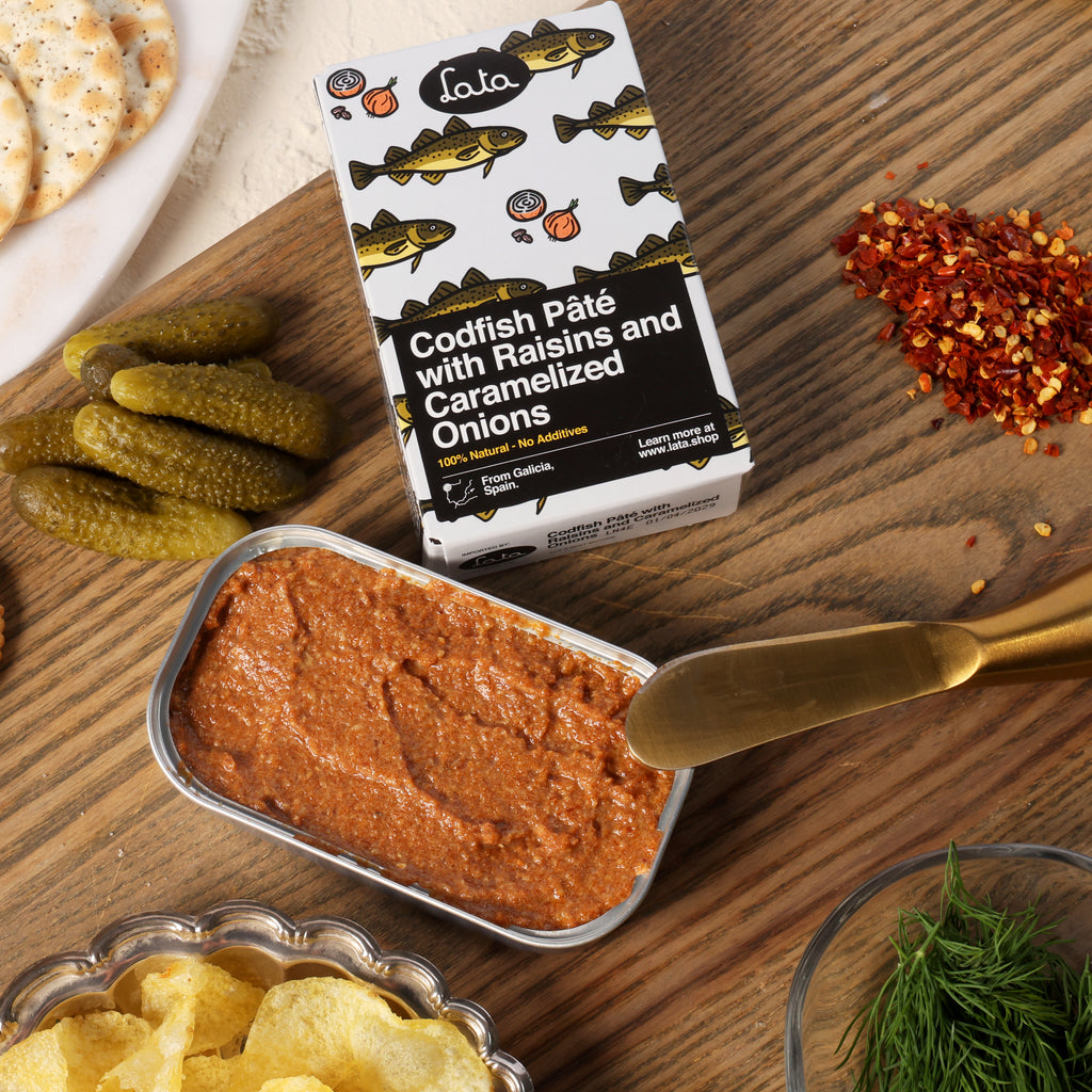 Lata Codfish Pâté with Raisins and Caramelized Onions