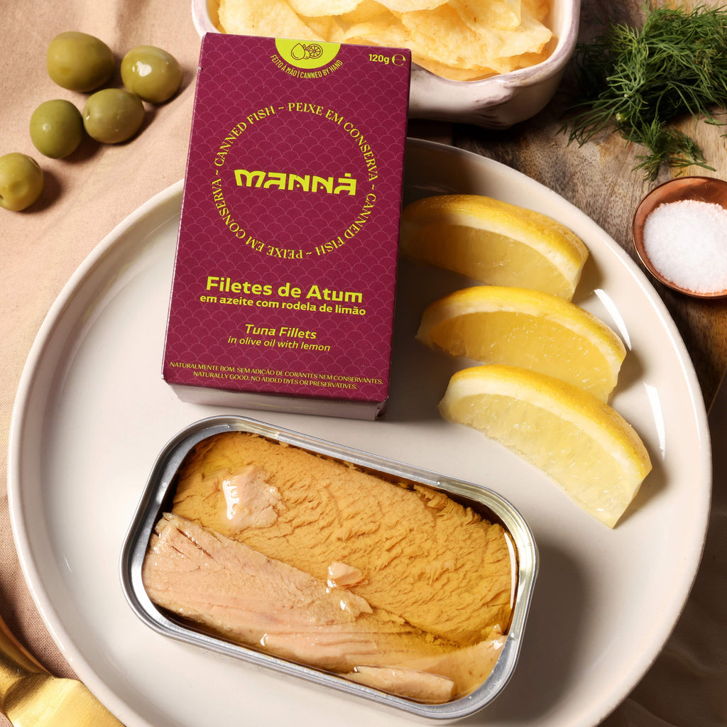 Manná Tuna Fillets in Olive Oil with Lemon Slice