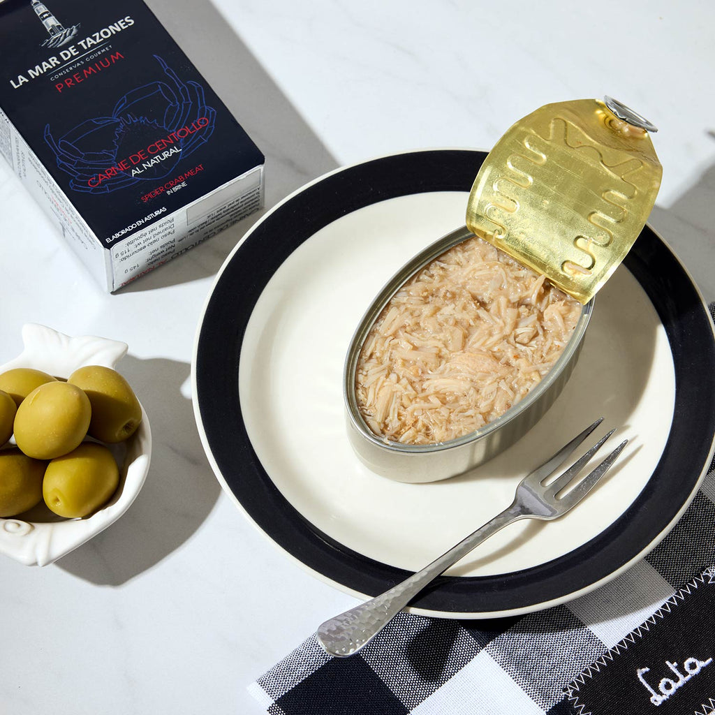 An opened tin of La Mar De Tazones Premium Spider Crab Meat in Brine