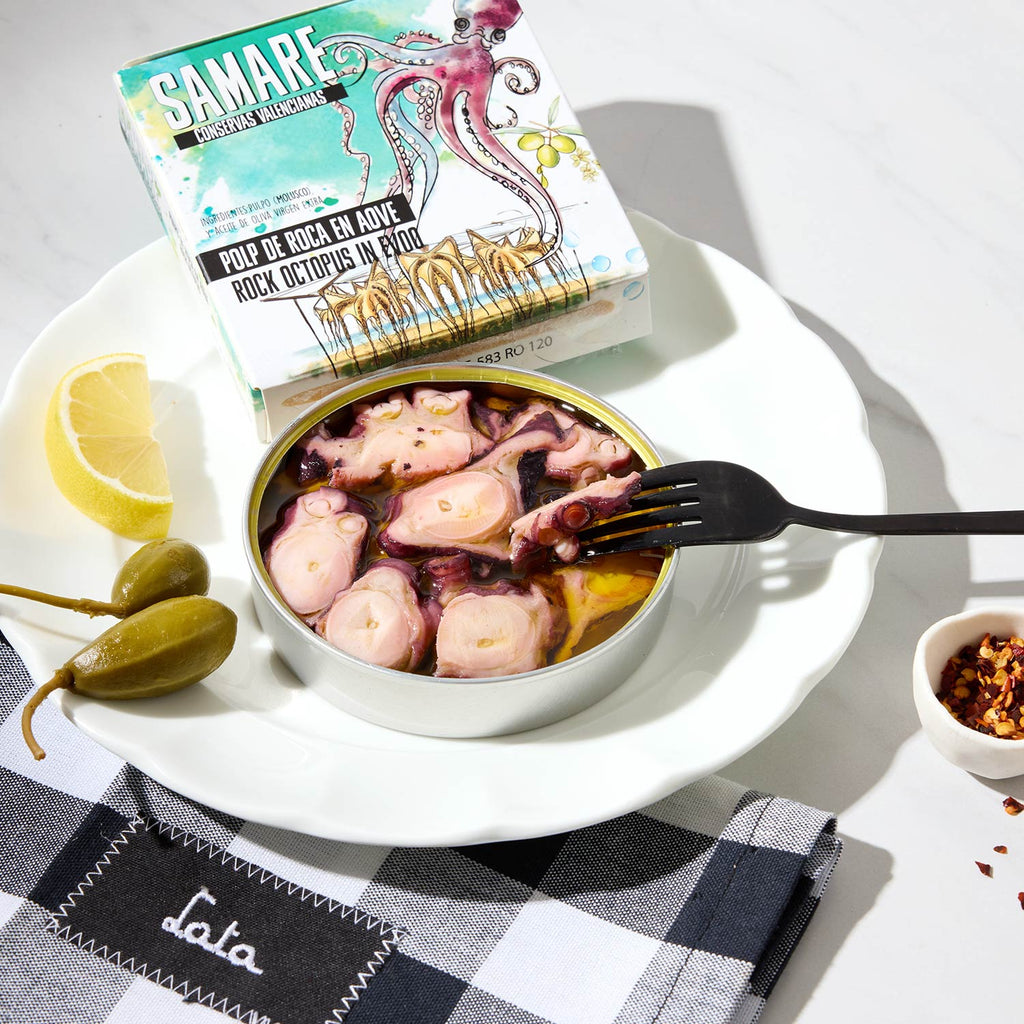 An opened tin of Samare Rock Octopus in EVOO